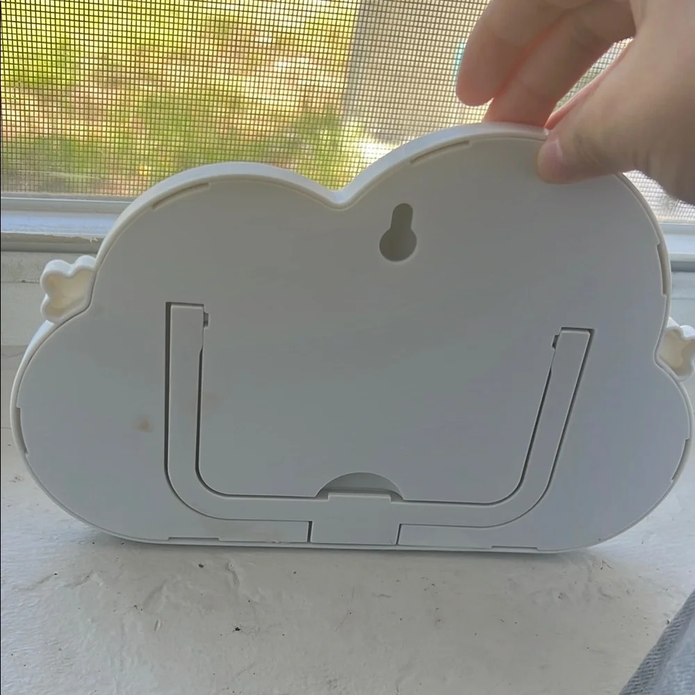 Cloud-Shaped Wall Mirror - White